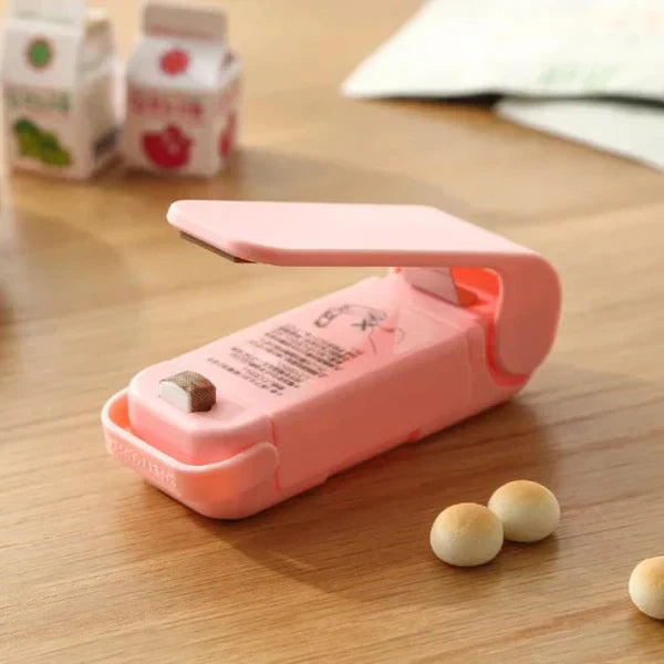 Portable mini sealing machine